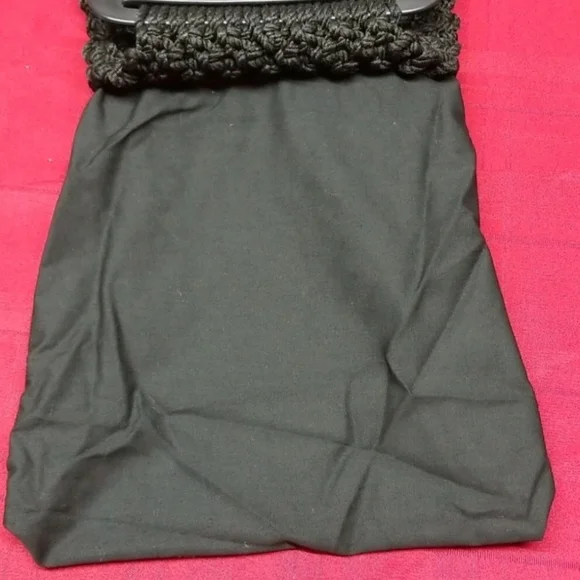 Vintage 70s Boho Handmade Macrame Crochet Purse D-Hoop Handles Lined w/ Pockets - Picture 5 of 12